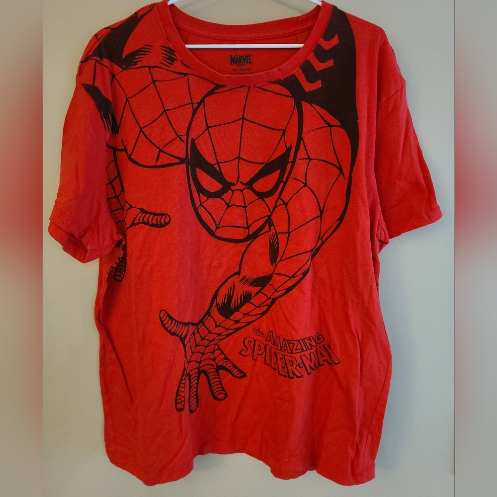 Marvel Spider-Man Tee. EUC. XL.